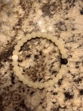 Lokai White Beaded Bracelet with Black Accent
